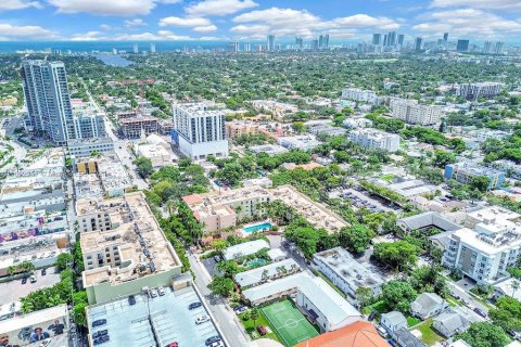 Copropriété à vendre à Hollywood, Floride: 2 chambres, 104.14 m2 № 1372449 - photo 7