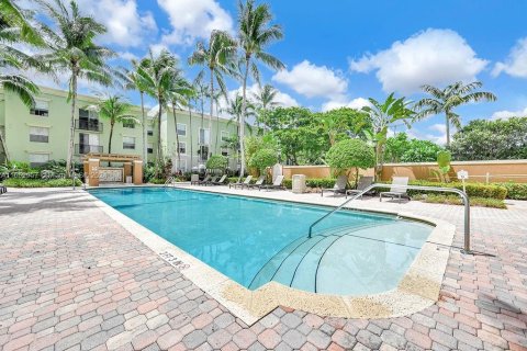 Copropriété à vendre à Hollywood, Floride: 2 chambres, 104.14 m2 № 1372449 - photo 16