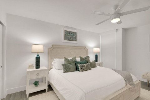 Condo in Juno Beach, Florida, 2 bedrooms  № 848136 - photo 23