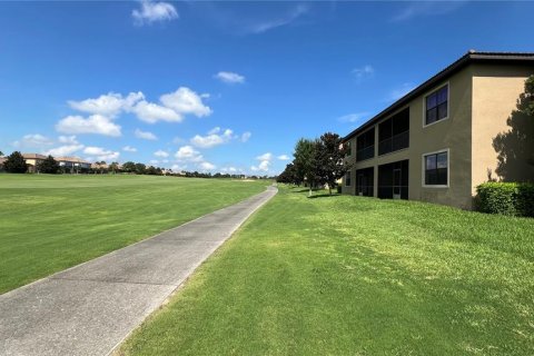 Copropriété à vendre à Davenport, Floride: 2 chambres, 130.9 m2 № 1277249 - photo 8