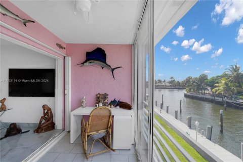 Condo in Fort Lauderdale, Florida, 2 bedrooms  № 1226427 - photo 15