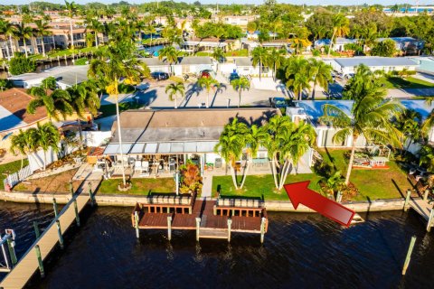 Casa en venta en Stuart, Florida, 2 dormitorios, 102.19 m2 № 1207431 - foto 3