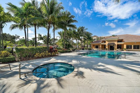 Condominio en venta en Palm Beach Gardens, Florida, 2 dormitorios, 90.67 m2 № 720886 - foto 29