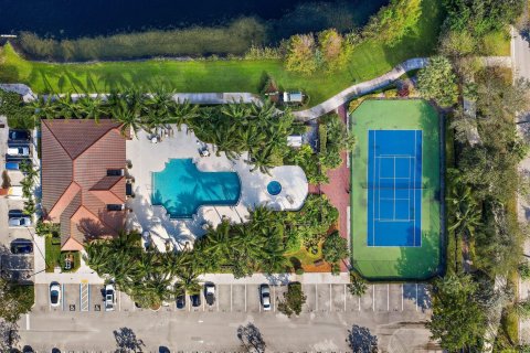 Condominio en venta en Palm Beach Gardens, Florida, 2 dormitorios, 90.67 m2 № 720886 - foto 7