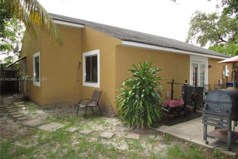 Villa ou maison à vendre à Pembroke Pines, Floride: 3 chambres, 102.47 m2 № 1269807 - photo 6