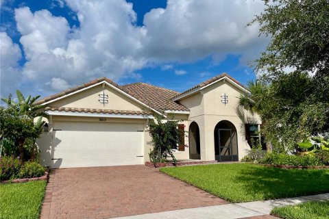 Casa en venta en Kissimmee, Florida, 4 dormitorios, 225.75 m2 № 1268357 - foto 1