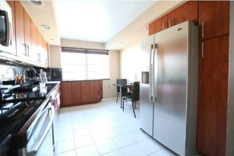 Condo in Aventura, Florida, 2 bedrooms  № 1423109 - photo 12