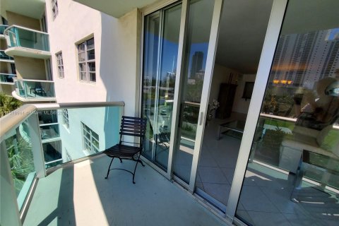 Copropriété à vendre à Sunny Isles Beach, Floride: 1 chambre, 93.37 m2 № 1151304 - photo 18