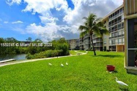 Condo in Aventura, Florida, 1 bedroom  № 1161142 - photo 14