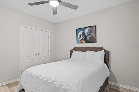 Casa en venta en Orlando, Florida, 4 dormitorios, 217.3 m2 № 1385325 - foto 28