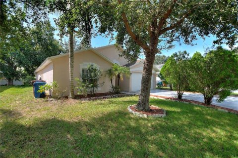 House in Davenport, Florida 3 bedrooms, 148.64 sq.m. № 1385323 - photo 2