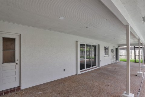 House in Coral Springs, Florida 4 bedrooms, 209.4 sq.m. № 862867 - photo 29