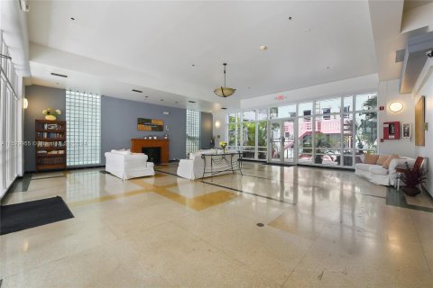 Copropriété à vendre à Miami Beach, Floride: 2 chambres, 91.97 m2 № 998174 - photo 21