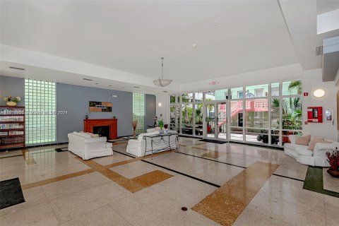 Copropriété à vendre à Miami Beach, Floride: 2 chambres, 91.97 m2 № 998174 - photo 20