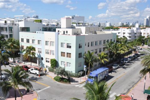 Copropriété à vendre à Miami Beach, Floride: 2 chambres, 91.97 m2 № 998174 - photo 23