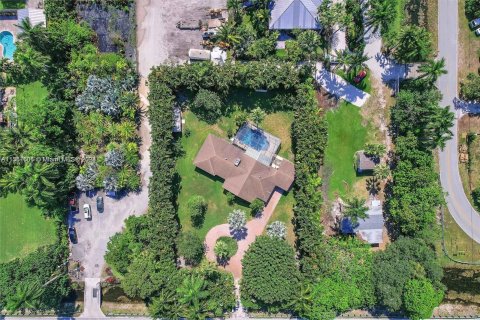 Casa en venta en Davie, Florida, 3 dormitorios, 165.27 m2 № 1080987 - foto 6