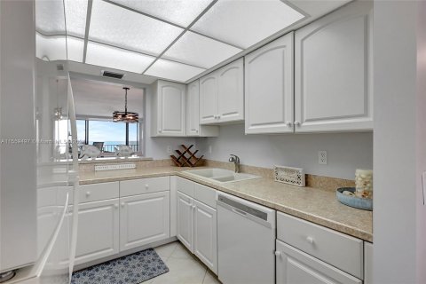 Copropriété à vendre à Hutchinson Island South, Floride: 2 chambres, 116.22 m2 № 1385697 - photo 15