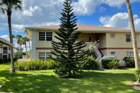 Condo in Port St. Lucie, Florida, 2 bedrooms  № 1369044 - photo 3