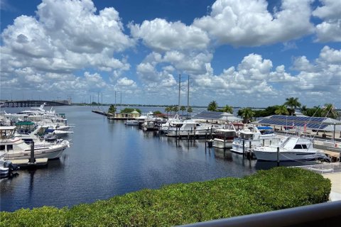 Terreno en venta en Punta Gorda, Florida № 1088837 - foto 7