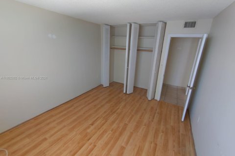 Condo in Aventura, Florida, 2 bedrooms  № 1220758 - photo 2