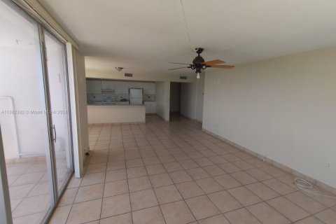 Copropriété à vendre à Aventura, Floride: 2 chambres, 120.77 m2 № 1220758 - photo 19