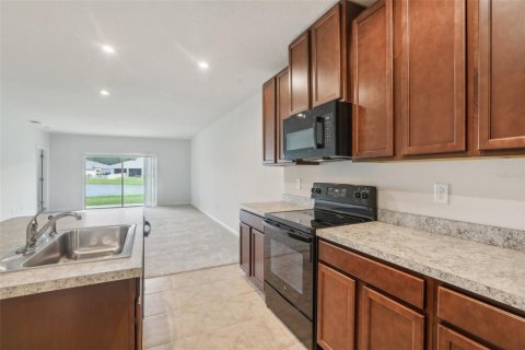 Casa en venta en Land O' Lakes, Florida, 3 dormitorios, 142.33 m2 № 1312515 - foto 11