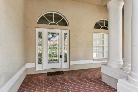 Villa ou maison à louer à Tampa, Floride: 5 chambres, 286.32 m2 № 1366909 - photo 8