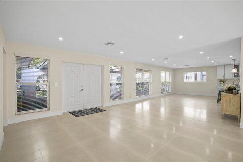 Casa en venta en Hollywood, Florida, 3 dormitorios, 191.84 m2 № 1151905 - foto 11