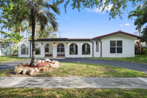 Villa ou maison à vendre à Hollywood, Floride: 3 chambres, 191.84 m2 № 1151905 - photo 20
