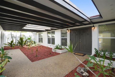 Villa ou maison à vendre à Hollywood, Floride: 3 chambres, 191.84 m2 № 1151905 - photo 18