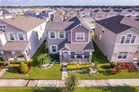 Villa ou maison à vendre à Kissimmee, Floride: 3 chambres, 201.69 m2 № 1327320 - photo 4