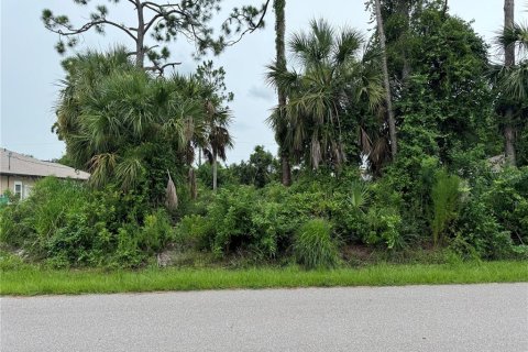 Terreno en venta en Port Charlotte, Florida № 1267598 - foto 4