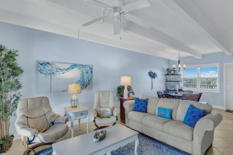 Condominio en venta en Vero Beach, Florida, 2 dormitorios, 83.61 m2 № 776622 - foto 20