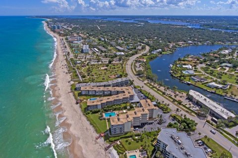 Condominio en venta en Vero Beach, Florida, 2 dormitorios, 83.61 m2 № 776622 - foto 5