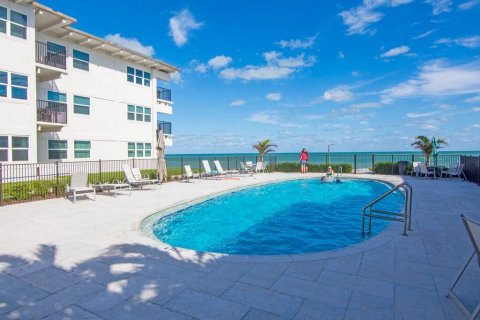 Copropriété à vendre à Vero Beach, Floride: 2 chambres, 83.61 m2 № 776622 - photo 8