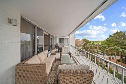 Condominio en venta en Bal Harbour, Florida, 3 dormitorios, 234.58 m2 № 1229796 - foto 15