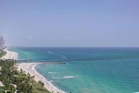 Condominio en venta en Bal Harbour, Florida, 3 dormitorios, 234.58 m2 № 1229796 - foto 26