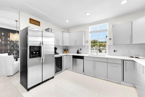 Copropriété à vendre à Coral Gables, Floride: 4 chambres, 233.18 m2 № 1291701 - photo 15