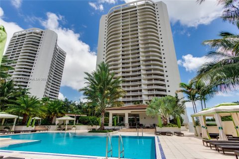 Casa en venta en Aventura, Florida, 2 dormitorios, 141.21 m2 № 1291699 - foto 3