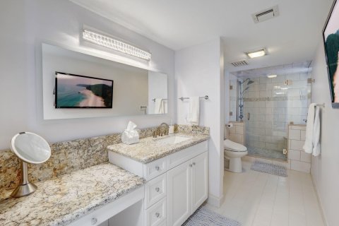 Condo in Riviera Beach, Florida, 2 bedrooms  № 1151407 - photo 17