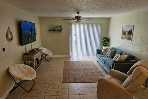 Copropriété à vendre à Ormond Beach, Floride: 2 chambres, 88.44 m2 № 1363923 - photo 5