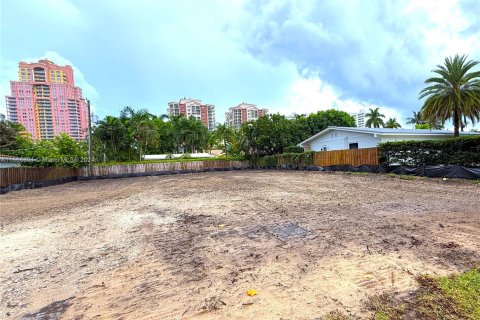 Terreno en venta en Fort Lauderdale, Florida № 1378946 - foto 10