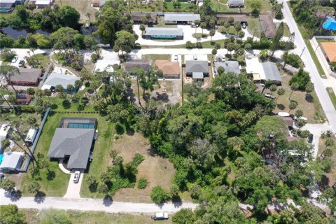 Terreno en venta en Englewood, Florida № 1106870 - foto 3