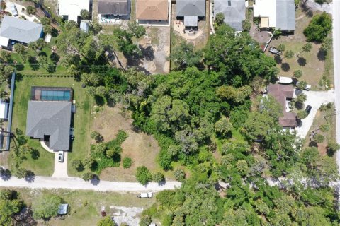 Terreno en venta en Englewood, Florida № 1106870 - foto 2