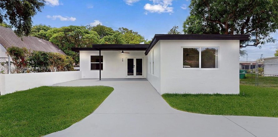 Villa ou maison à Miami, Floride 4 chambres, 113.34 m2 № 1368684