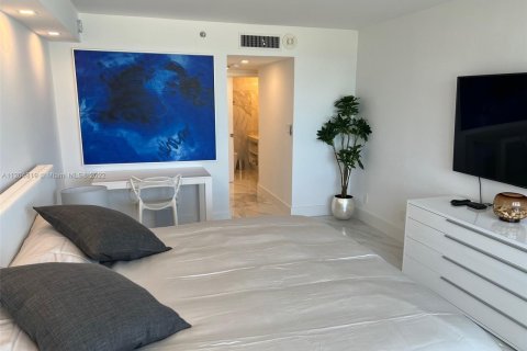 Condominio en alquiler en Miami Beach, Florida, 2 dormitorios, 110.55 m2 № 5780 - foto 21