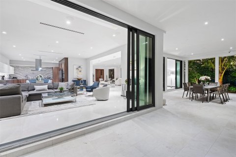 Villa ou maison à louer à Miami Beach, Floride: 8 chambres, 600.06 m2 № 847989 - photo 15