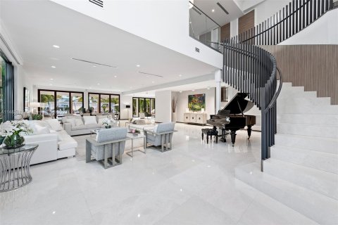 Villa ou maison à louer à Miami Beach, Floride: 8 chambres, 600.06 m2 № 847989 - photo 3