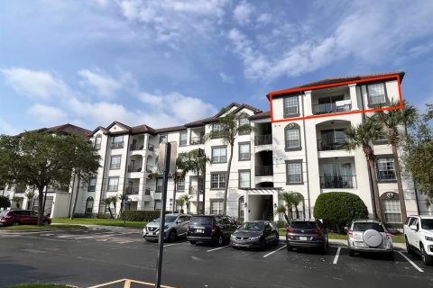 Condominio en venta en Orlando, Florida, 3 dormitorios, 115.85 m2 № 1312570 - foto 1