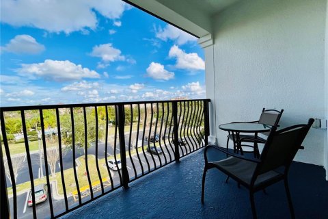 Condominio en venta en Orlando, Florida, 3 dormitorios, 115.85 m2 № 1312570 - foto 16